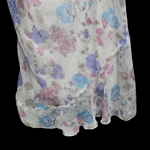 New York & Company Floral Midi Dress in Cream and Purple Vintage Fairycore - Picture 9 of 9